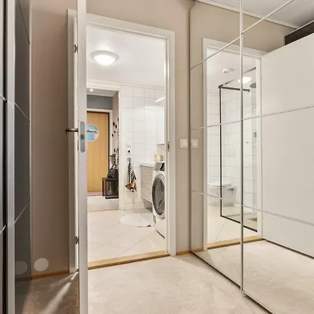 Entire In Centre, Norway Apartment